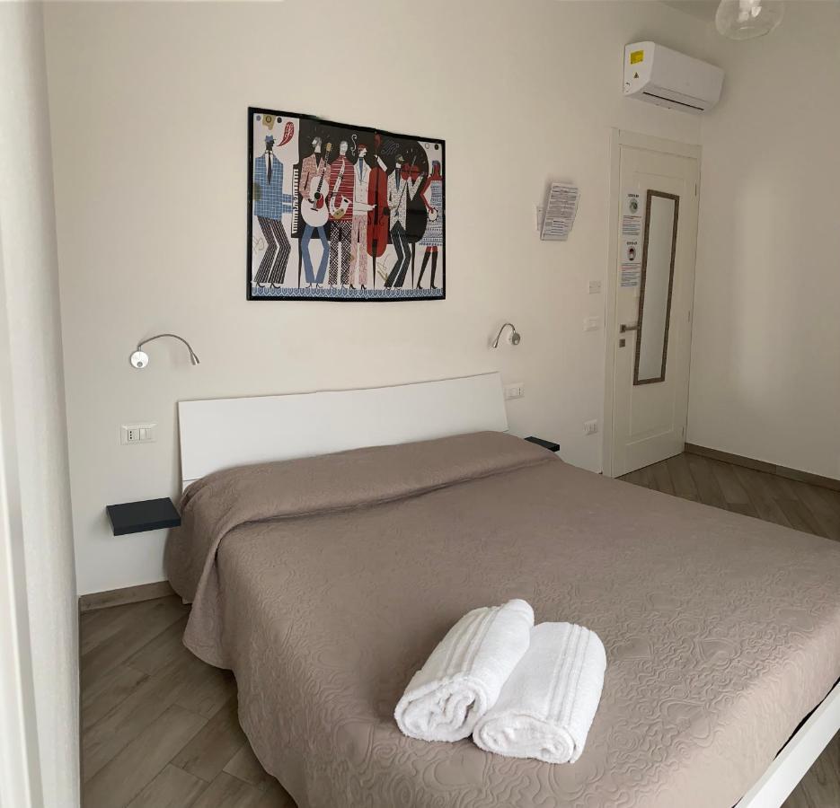 Domoblu Camere In Centro Tortolì المظهر الخارجي الصورة